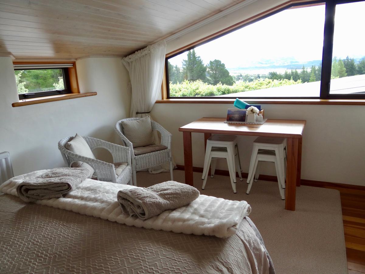 Mitchella Farm Apartment Wanaka Bagian luar foto