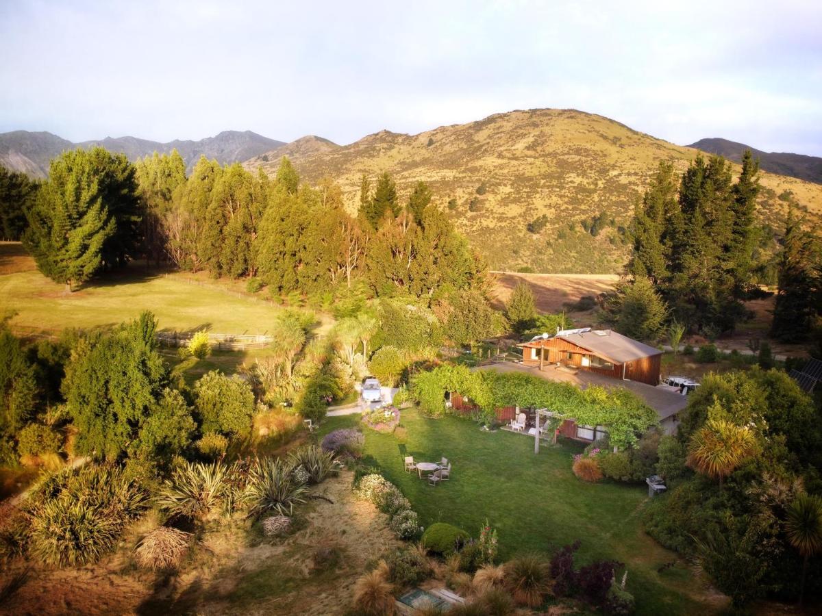 Mitchella Farm Apartment Wanaka Bagian luar foto